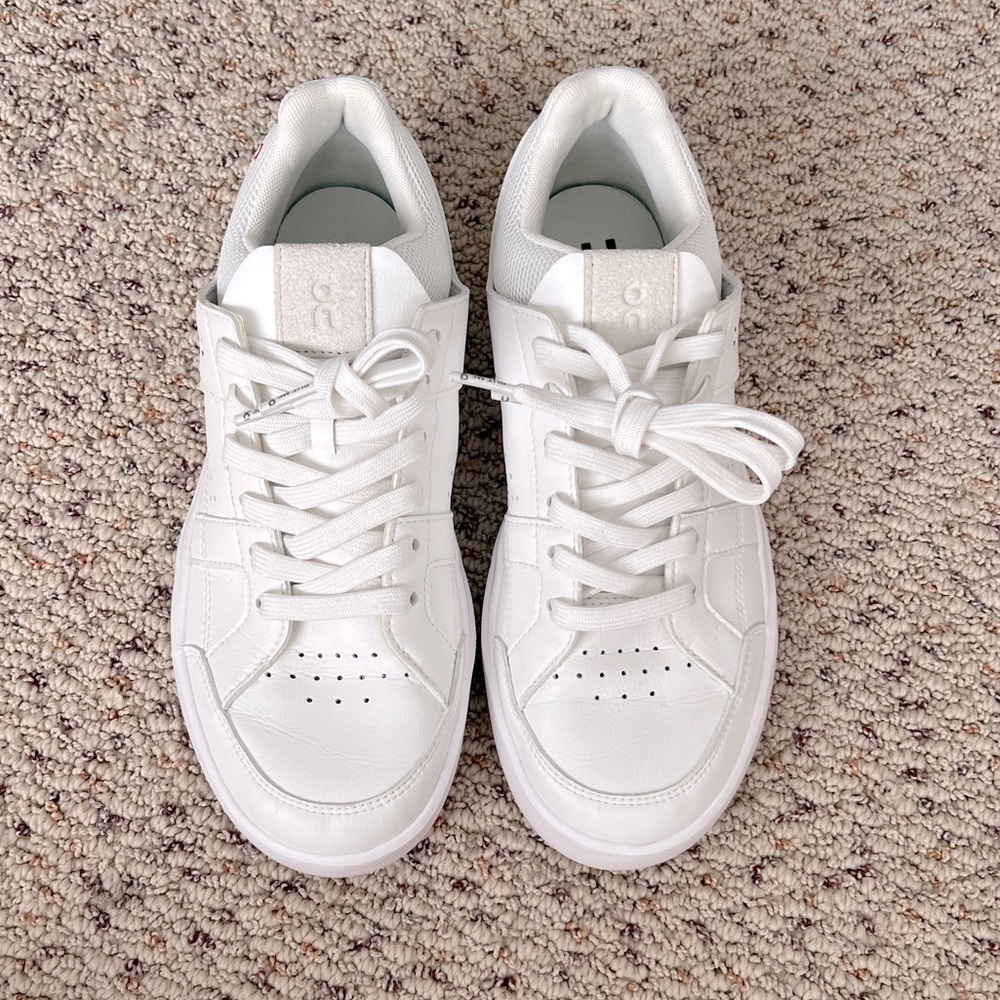 •SOLD• On Cloud- The Roger Clubhouse Sneaker